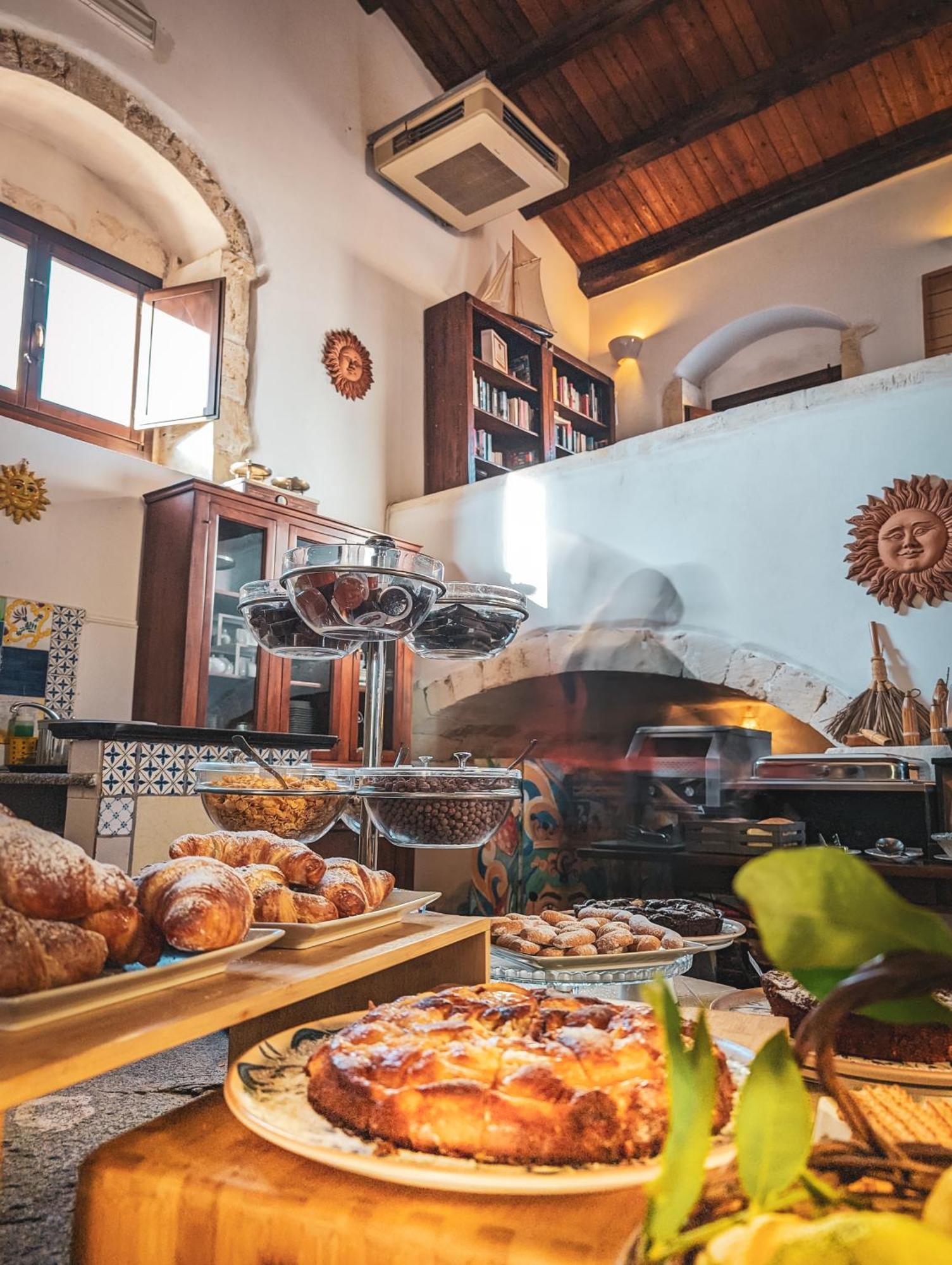 Hotel La Corte Del Sole Lido di Noto Dış mekan fotoğraf