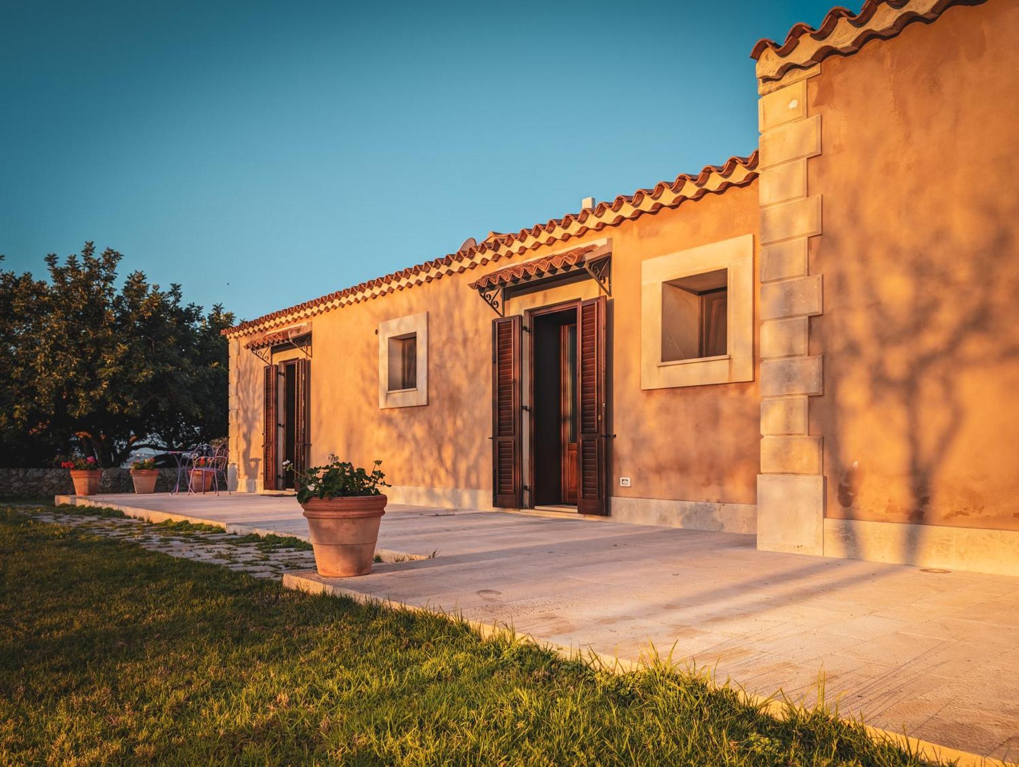 Hotel La Corte Del Sole Lido di Noto Dış mekan fotoğraf